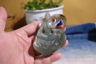 三千块钱能买到什么样的和田玉吊坠?